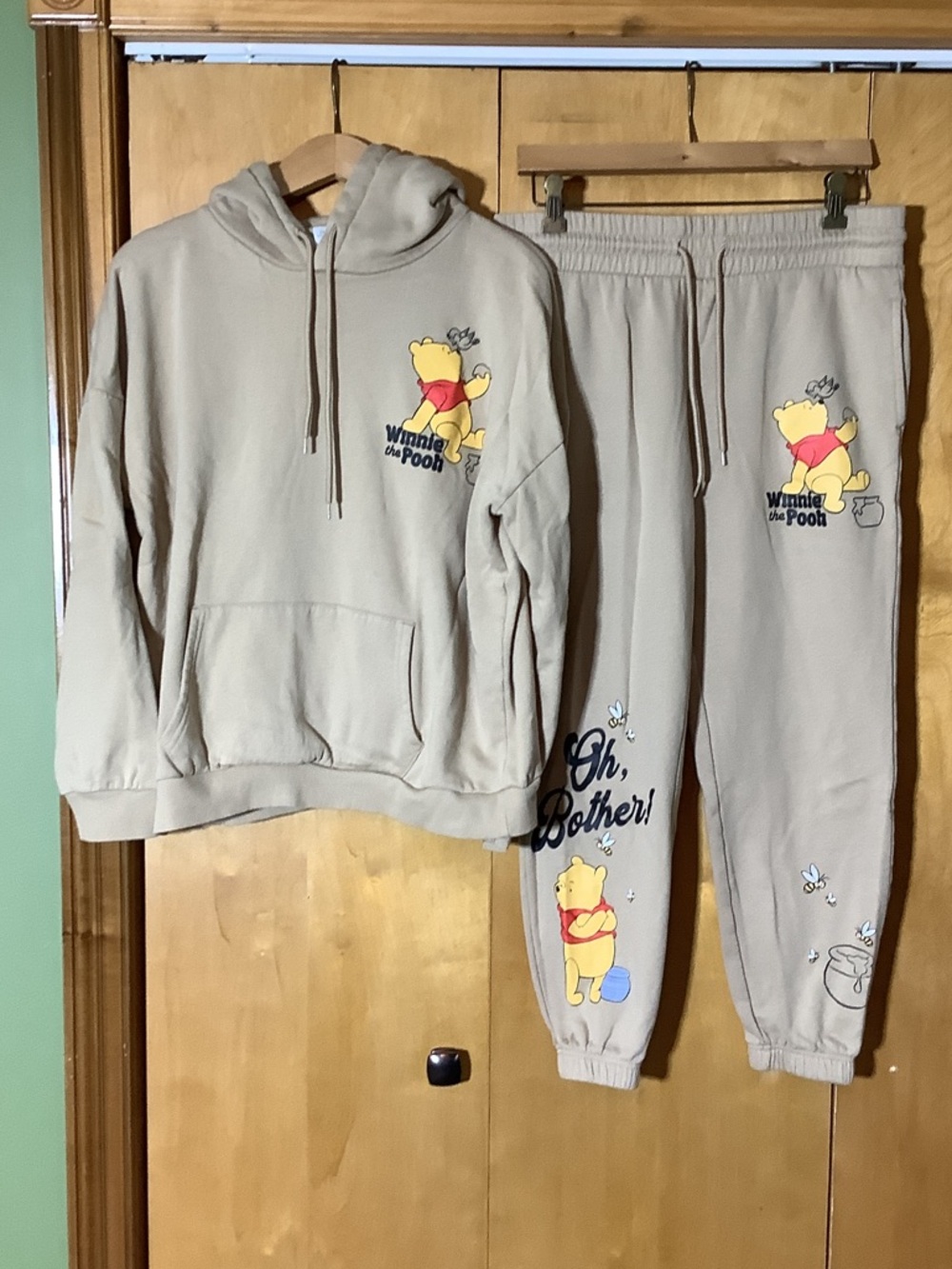 Winnie the Pooh “Oh bother!” Tan sweatsuit, size M/L